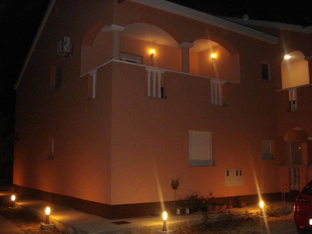 Sukošan Apartments Luna מראה חיצוני תמונה